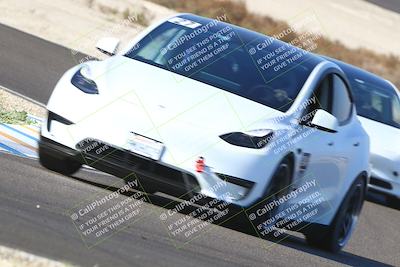 media/Nov-08-2025-Speed Ventures (Sat) [[1c7a6332f5]]/TC B/Session 1 (Turn 3)/